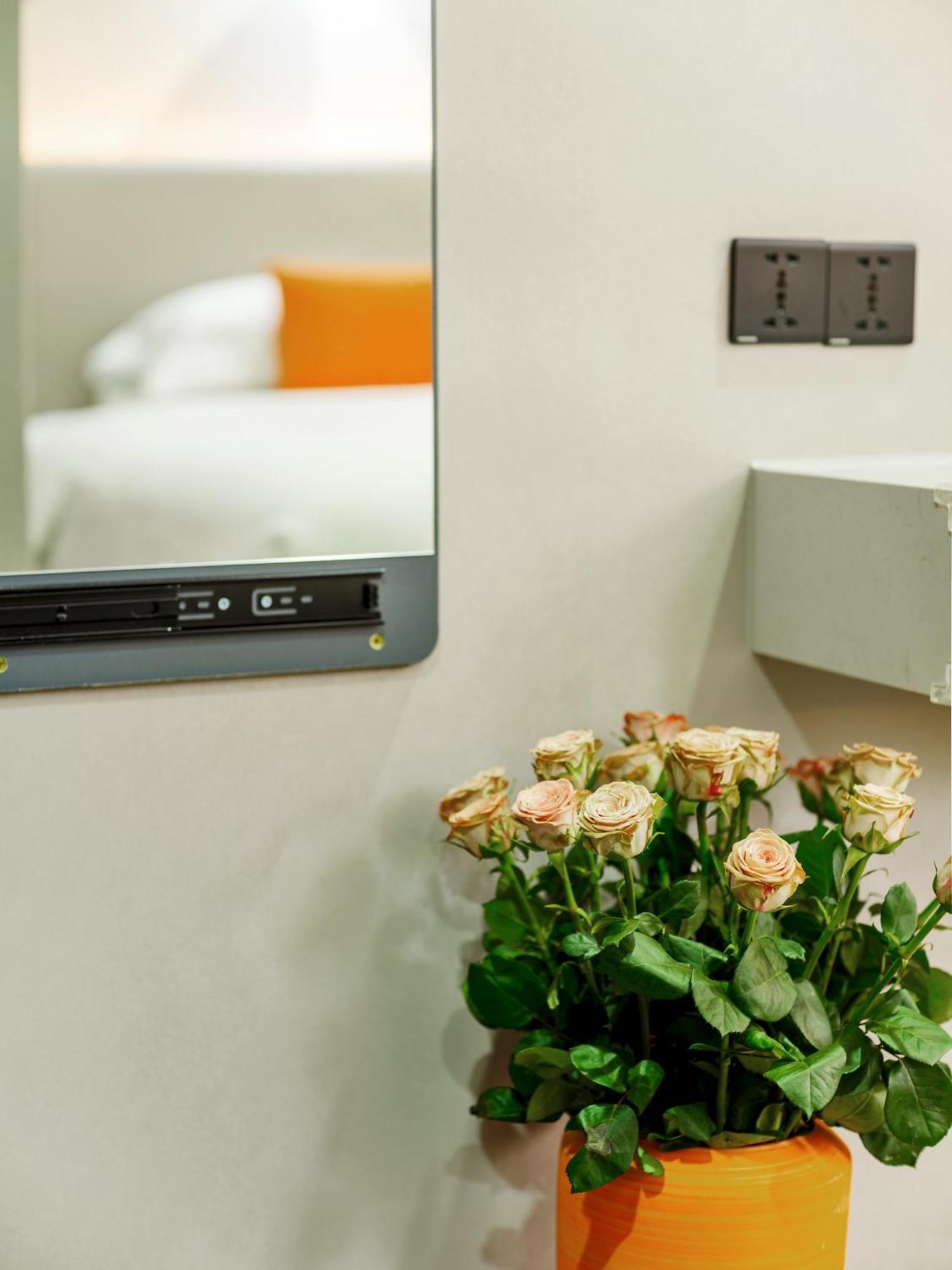 Orient Rose International Hotel Shanghaj Zewnętrze zdjęcie